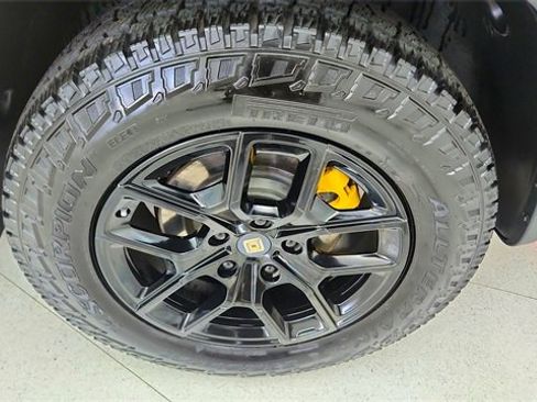 Used 2022 Rivian R1T Launch Edition image 56