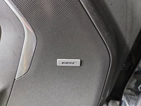 Used 2021 Chevrolet Tahoe Premier w/ Premium Package image 29