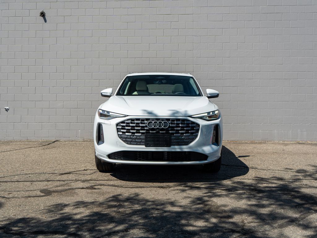 New 2026 Audi Q5 Premium Plus AWD/4WD image 2