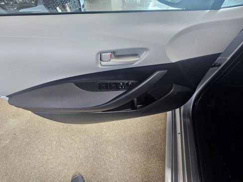 Used 2023 Toyota Corolla LE FWD image 21