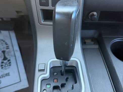 Used 2010 Toyota Sequoia SR5 RWD image 28