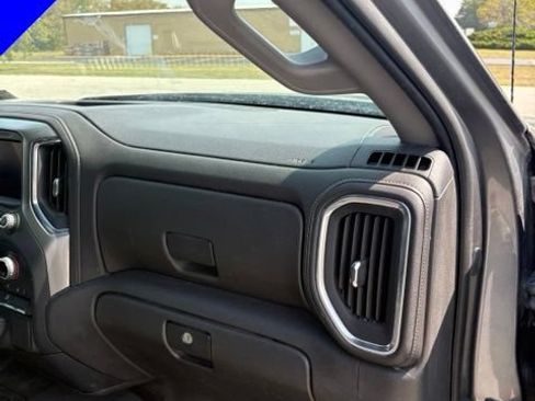 Used 2022 Chevrolet Silverado 1500 RST AWD/4WD image 31