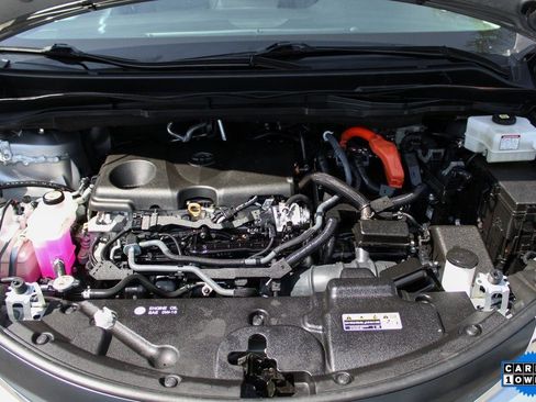 Used 2023 Toyota Sienna XLE AWD/4WD image 13