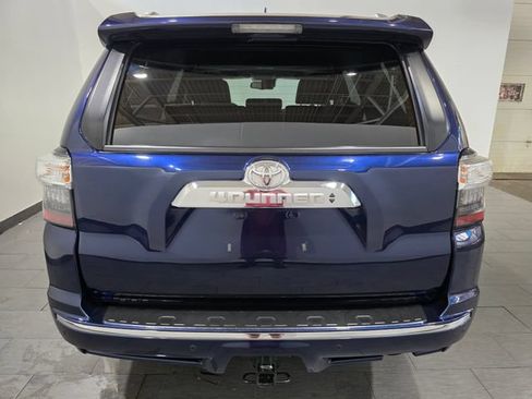Used 2021 Toyota 4Runner Limited AWD/4WD image 4