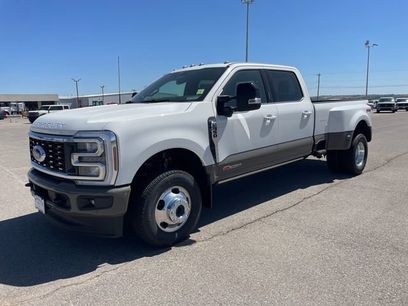 New 2026 Ford F350 King Ranch w/ FX4 Off-Road Package