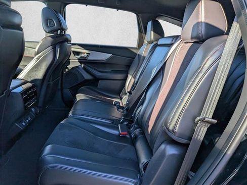 Used 2023 Acura MDX A-Spec image 19