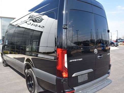 Used 2024 Mercedes-Benz Sprinter 3500 w/ Parking Package image 4
