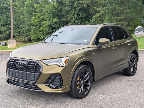 Used 2022 Audi Q3 2.0T Premium Plus w/ Premium Plus Package AWD/4WD image 5