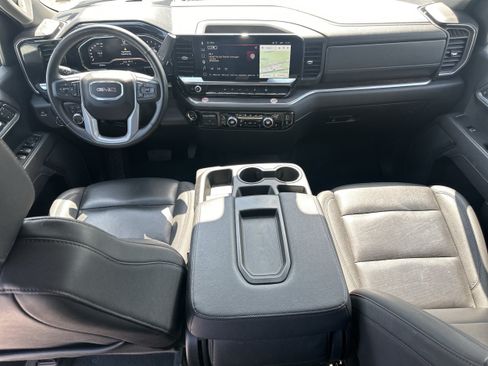Used 2025 GMC Sierra 1500 SLT RWD image 22