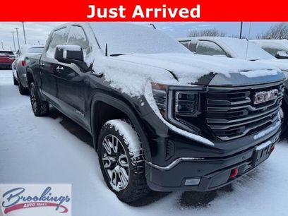 Used 2024 GMC Sierra 1500 AT4 w/ AT4 Premium Package