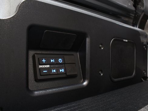 Used 2026 GMC Sierra 1500 Denali Ultimate w/ LPO, Black Badging Package AWD/4WD image 19
