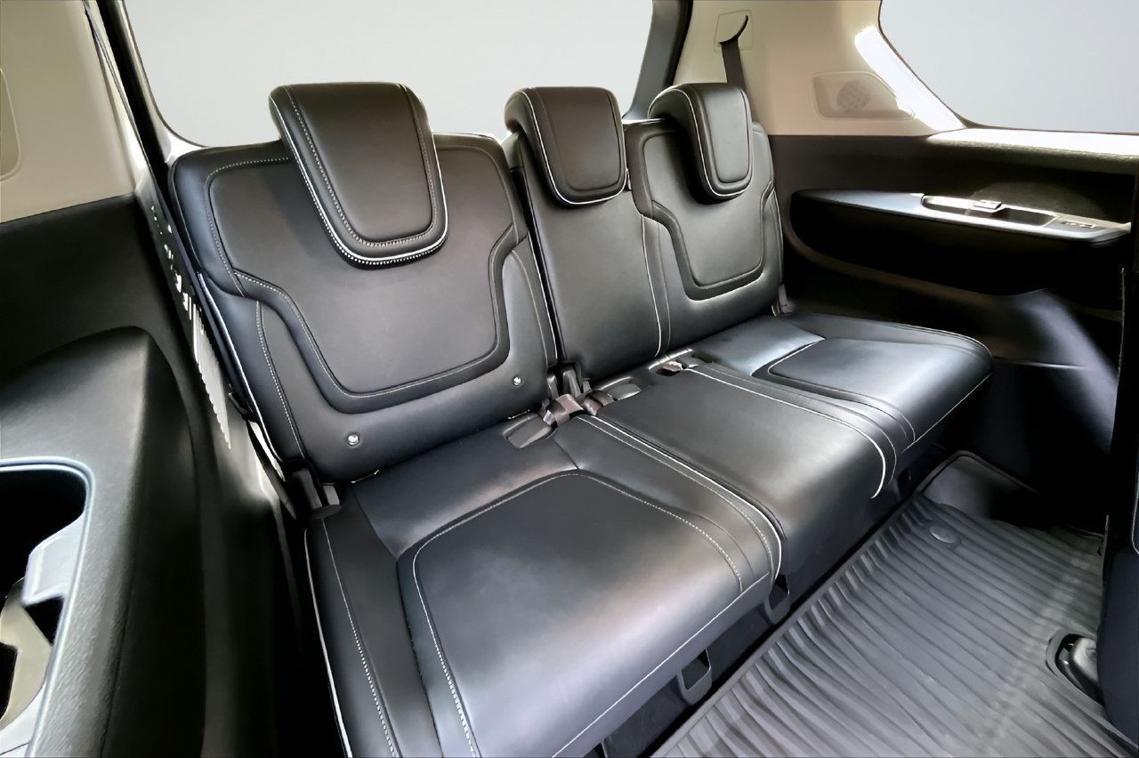 Used 2025 INFINITI QX80 Luxe AWD/4WD image 29