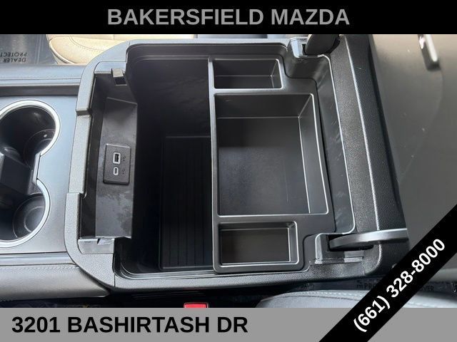 Used 2024 Chevrolet Tahoe LT w/ Luxury Package RWD image 29