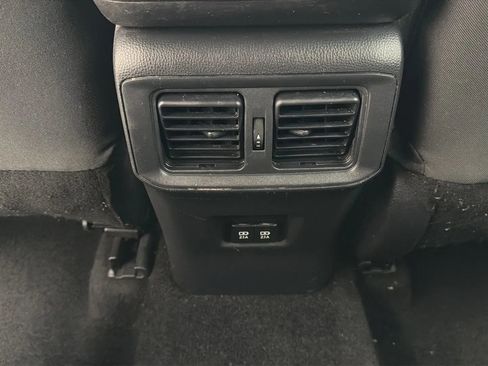 Used 2021 Toyota RAV4 XLE FWD image 29