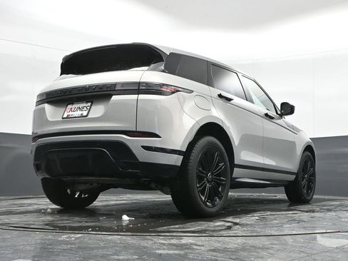 Used 2024 Land Rover Range Rover Evoque Dynamic SE image 45