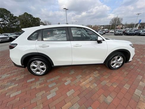 Used 2023 Honda HR-V LX image 37