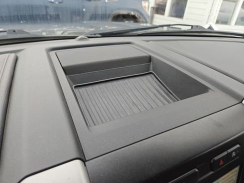 Used 2018 Ford F150 Lariat w/ Trailer Tow Package image 32