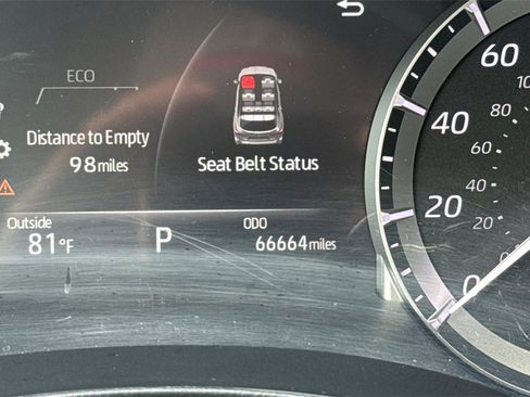 Certified 2023 Toyota Highlander XLE image 24