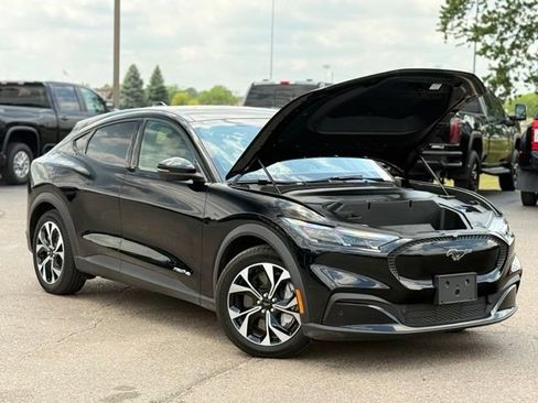 Used 2025 Ford Mustang Mach-E Select AWD/4WD image 44