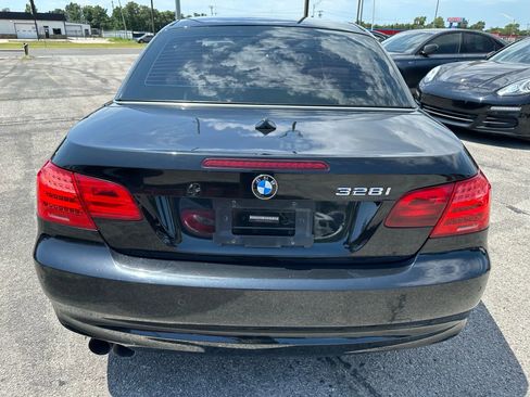 Used 2011 BMW 328i Convertible image 41