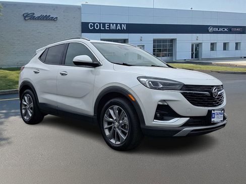 Certified 2023 Buick Encore GX Essence w/ Experience Buick Package FWD image 1