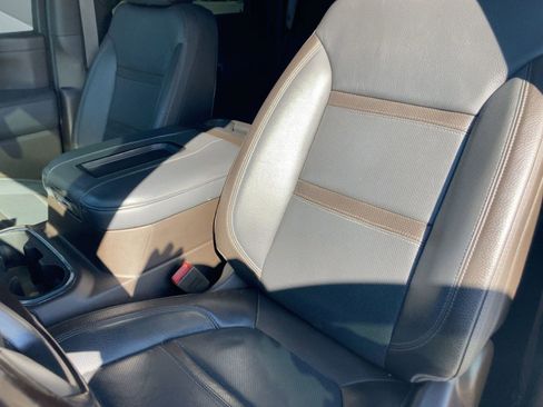 Used 2020 GMC Sierra 2500 Denali w/ Denali Ultimate Package image 22