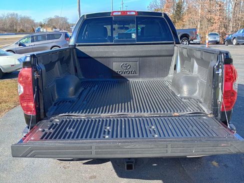 Used 2014 Toyota Tundra SR image 17