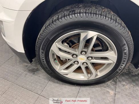 Used 2016 Chevrolet Equinox LTZ w/ Enhanced Convenience Package image 19