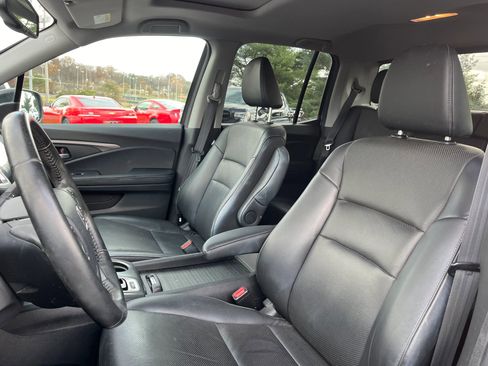 Used 2019 Honda Ridgeline RTL-T image 10
