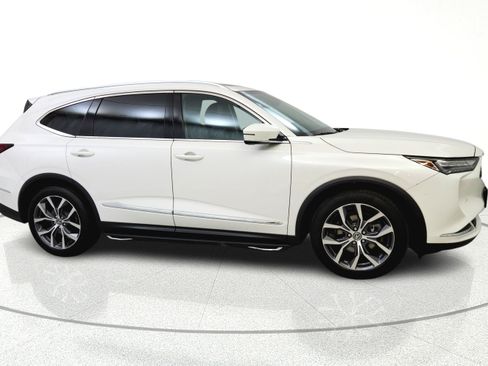 Used 2023 Acura MDX SH-AWD w/ Technology Package image 8