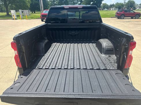 New 2026 Chevrolet Silverado 1500 RST w/ Redline Edition AWD/4WD image 5