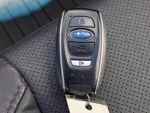 Used 2017 Subaru Outback 3.6R Limited AWD/4WD image 27