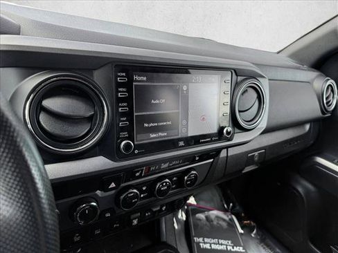 Certified 2020 Toyota Tacoma TRD Off-Road w/ TRD Premium Off Road Package AWD/4WD image 14