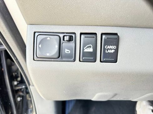 Used 2021 Nissan Frontier SV w/ Midnight Edition Floor Mats AWD/4WD image 13