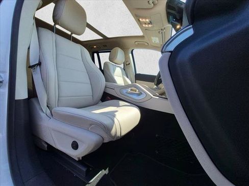 Used 2021 Mercedes-Benz GLS 450 4MATIC image 19
