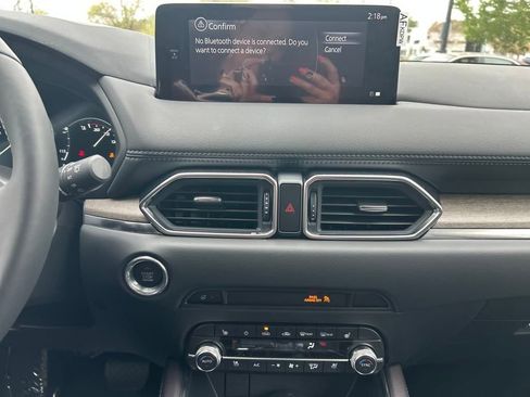 New 2025 MAZDA CX-5 Signature image 14