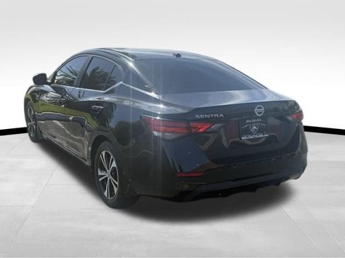 Used 2020 Nissan Sentra SV image 4