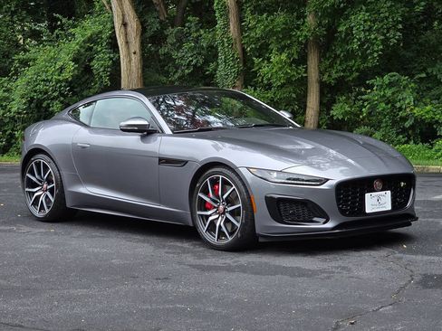 Used 2023 Jaguar F-TYPE R AWD/4WD image 8