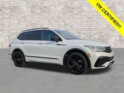 Certified 2024 Volkswagen Tiguan SE R-Line