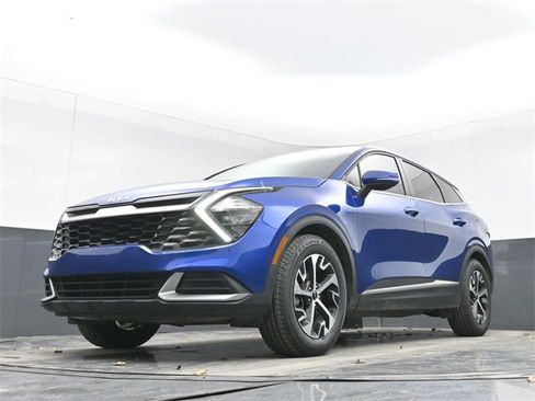 Used 2023 Kia Sportage EX image 47