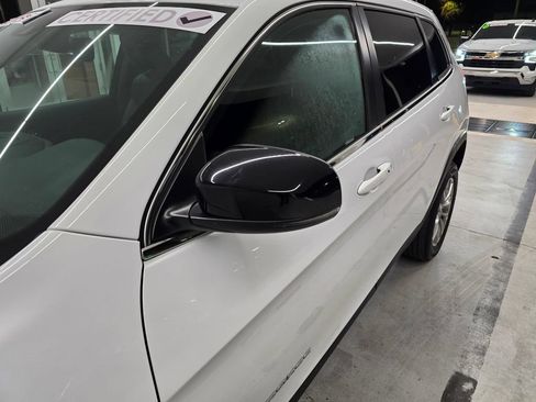 Certified 2022 Jeep Cherokee Latitude Lux FWD image 10
