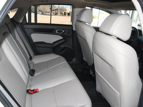 Used 2024 Honda Civic Touring image 19