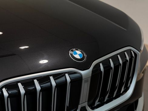 New 2025 BMW X1 xDrive28i w/ Premium Package image 7