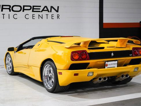 Used 1998 Lamborghini Diablo VT image 35