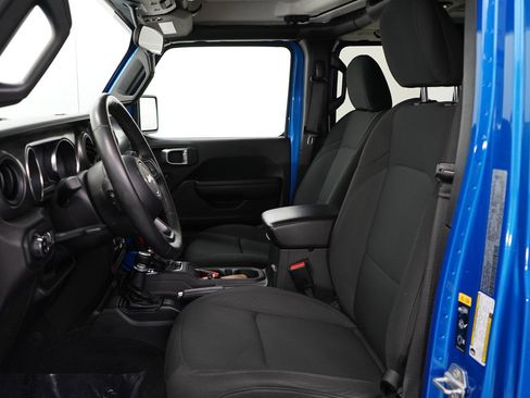 Used 2021 Jeep Gladiator Sport image 14