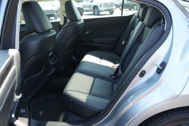 Used 2022 Lexus ES 350 w/ Premium Package FWD image 14