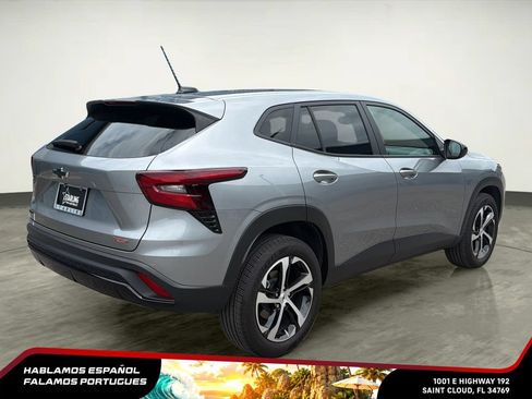 Used 2024 Chevrolet Trax RS w/ Driver Confidence Package FWD image 6