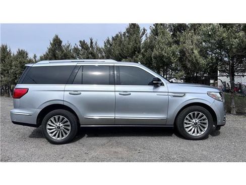 Used 2020 Lincoln Navigator 4WD image 39