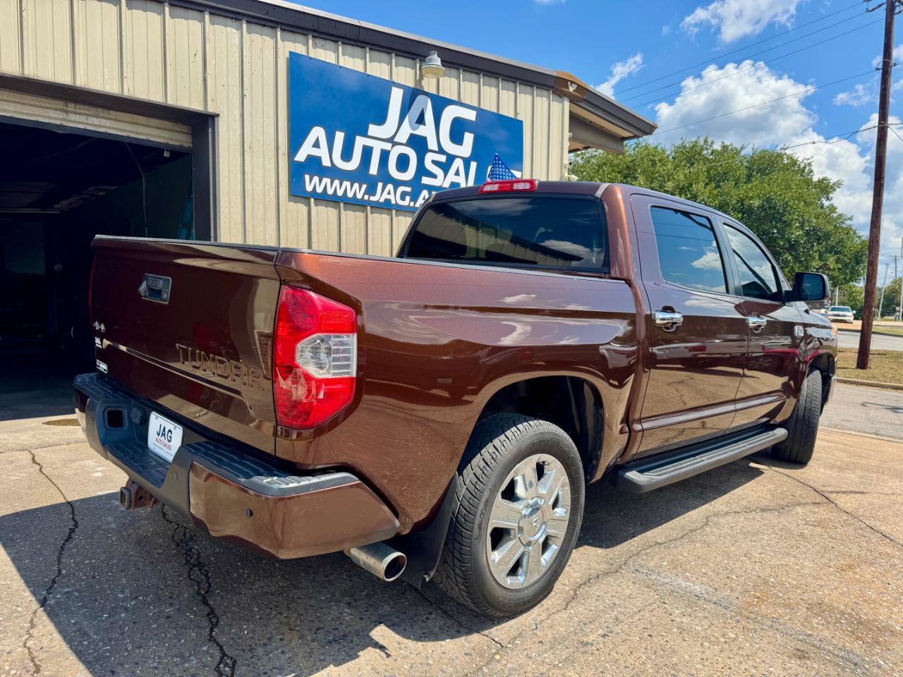 Used 2014 Toyota Tundra 1794 Edition AWD/4WD image 6