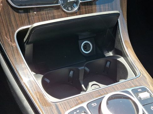 Used 2017 Mercedes-Benz C 300 4MATIC Sedan image 26